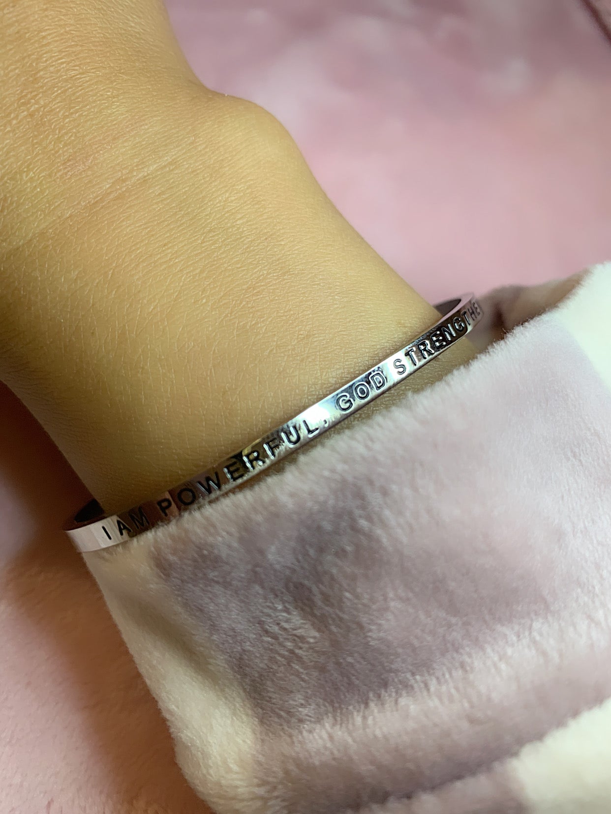 I I am Powerful, God strengthens me - Silver
